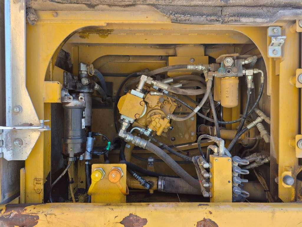 Caterpillar 326FL Foto 13