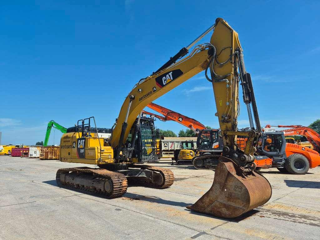 Caterpillar 326FL Foto 3
