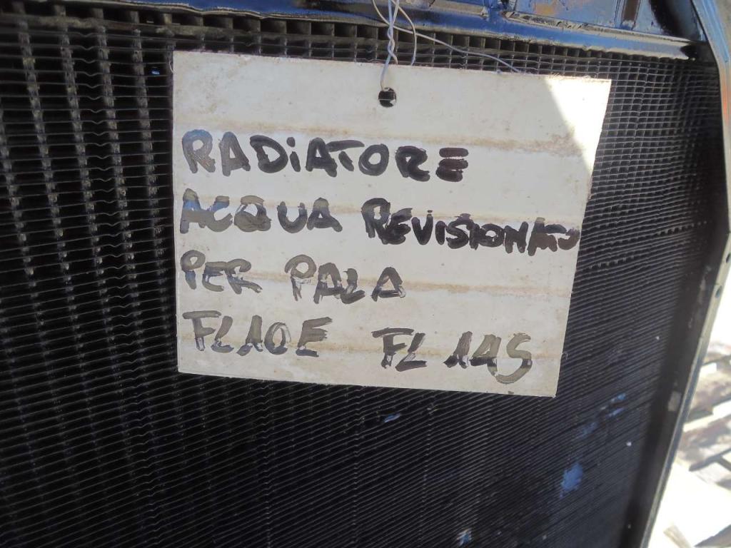 Radiatore acqua per Fiat Allis FL10E - FL145 Foto 3