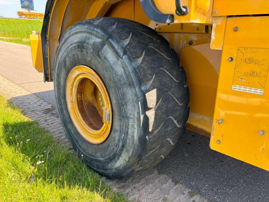 Caterpillar 966M Foto 14
