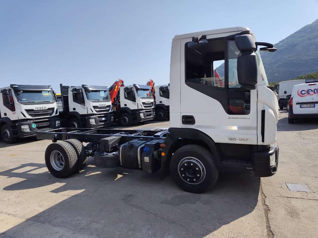 Iveco EUROCARGO 120-190L Foto 12