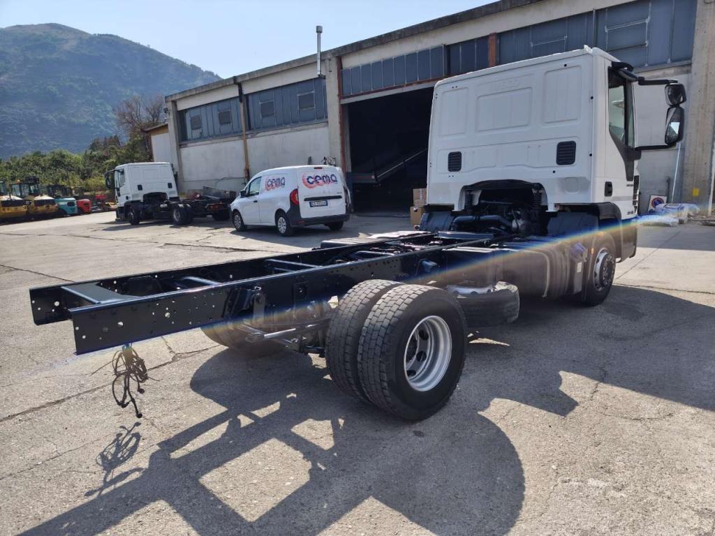 Iveco EUROCARGO 120-190L Foto 13