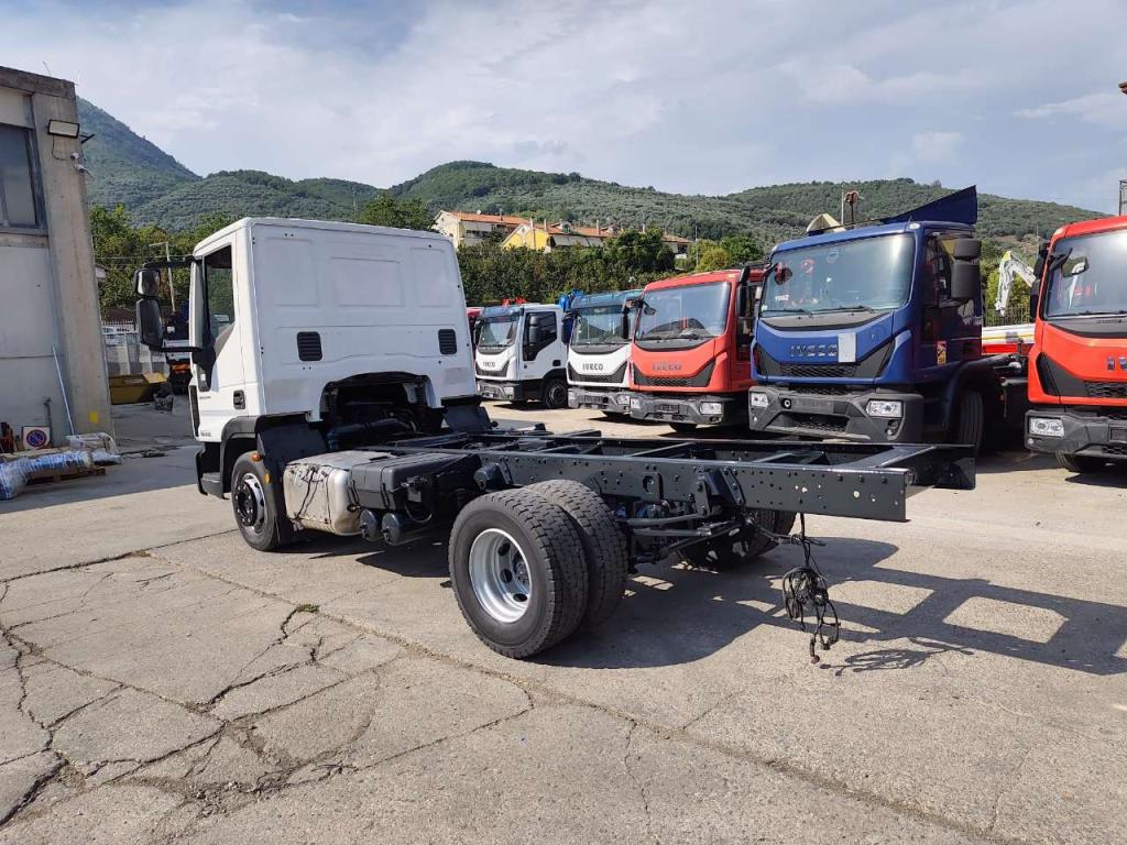 Iveco EUROCARGO 120-190L Foto 19
