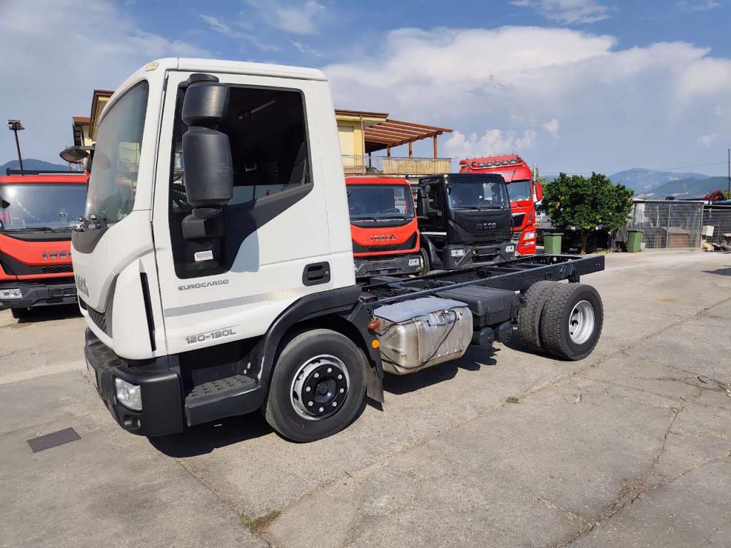 Iveco EUROCARGO 120-190L Foto 24