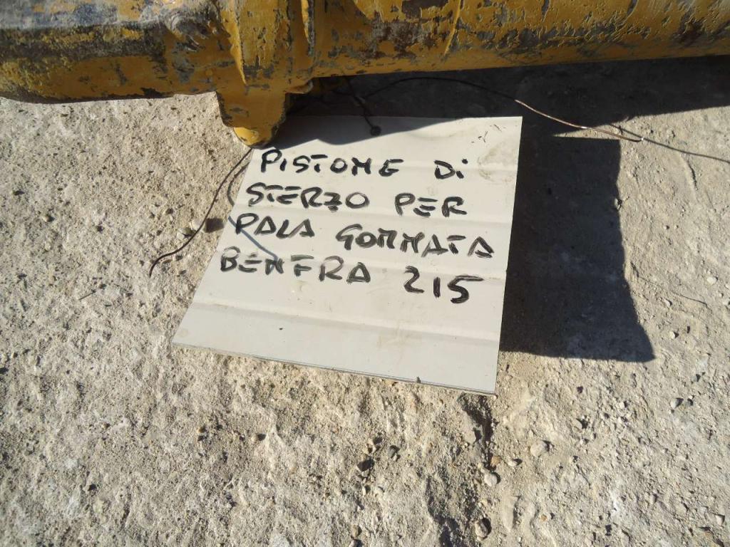 Pistone di sterzo per Benfra 215 Foto 3