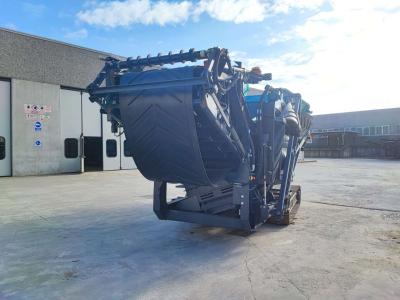Powerscreen WARRIOR 800 in vendita da Impianti Industriali Srl