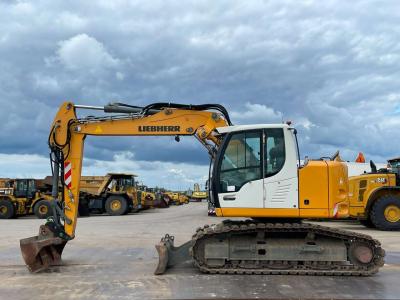 Liebherr R914 Compact Litronic in vendita da Big Machinery