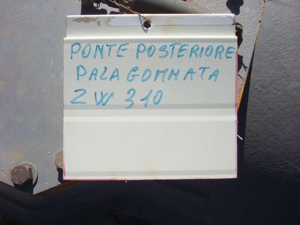 Assale posteriore per Hitachi ZW310 Foto 2