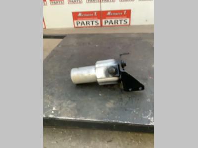 Filtro servocomandi per Hitachi ZW250-6 in vendita da Massucco T. Srl Area Ricambi