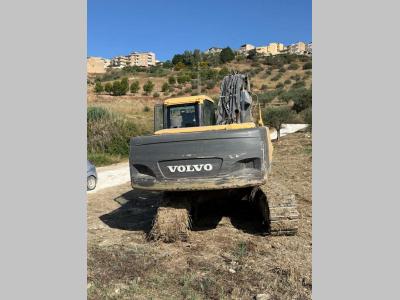 Volvo EC235CNL
