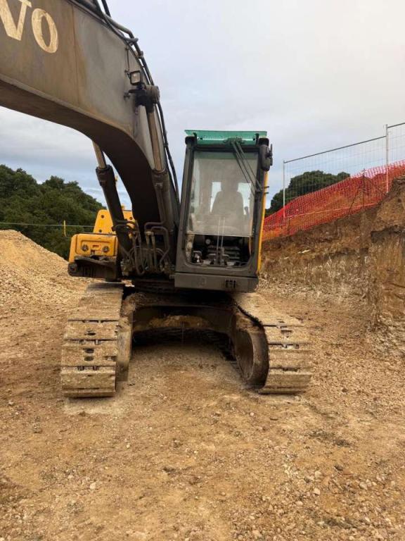 Volvo EC235CNL Foto 13