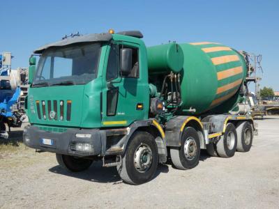 Astra HD8 8444 in vendita da Effretti Srl