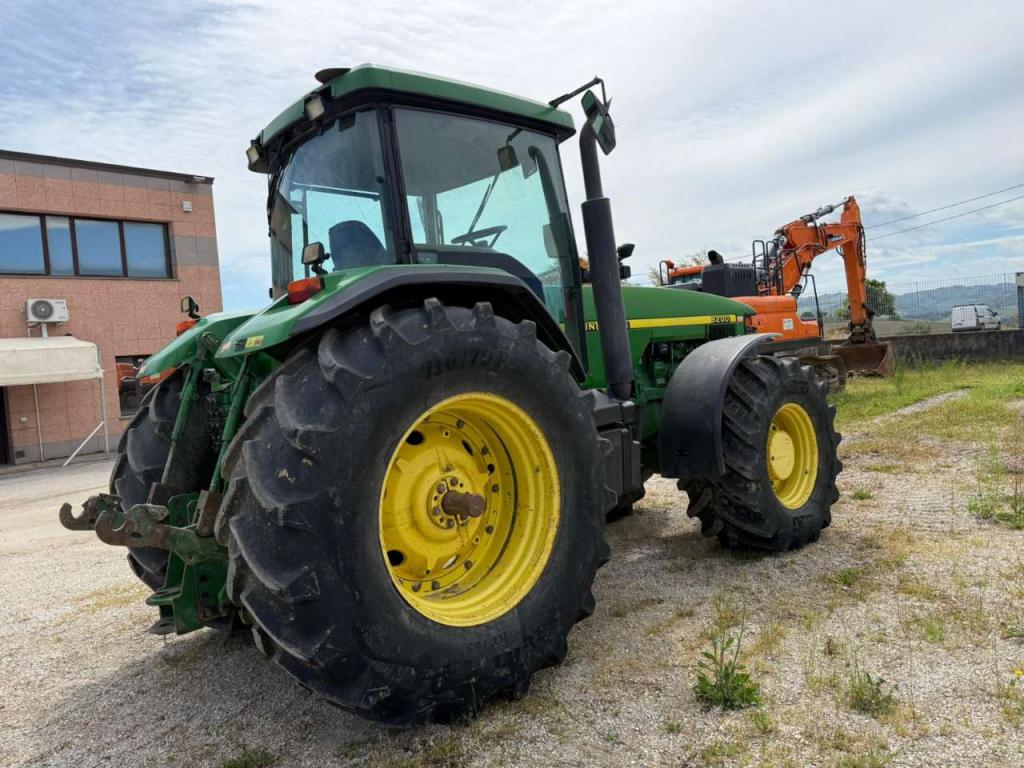 John Deere 8200 Foto 2