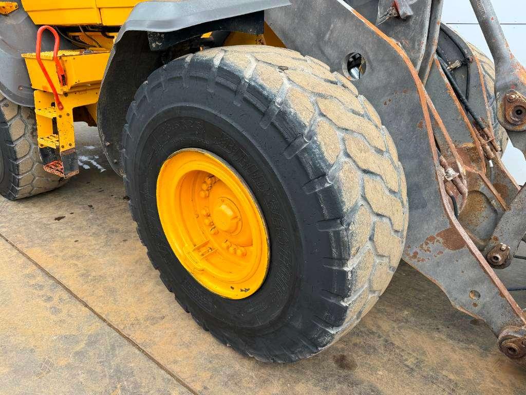 Volvo L120H - 3rd Function / Quick Coupler Foto 26