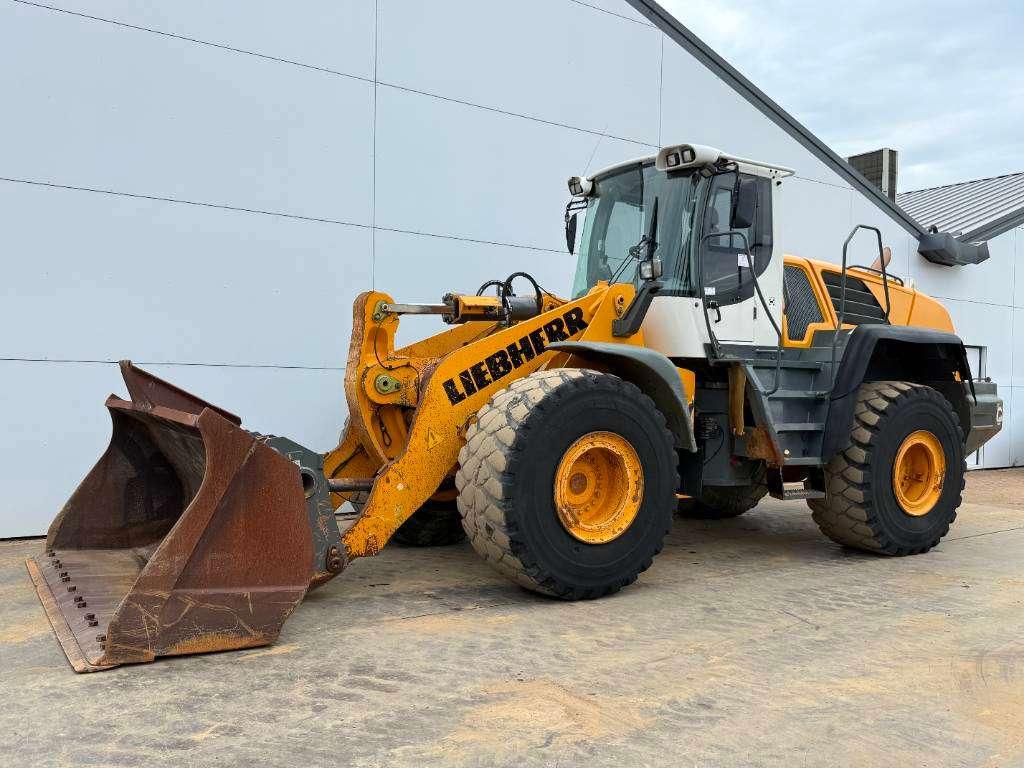 Liebherr L580 - Automatic Greasing / Heated Seat Foto 2