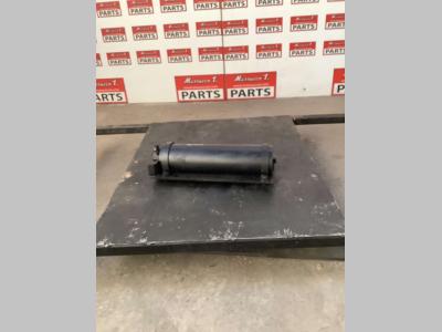 Accumulatore per Hitachi ZW250-6 in vendita da Massucco T. Srl Area Ricambi