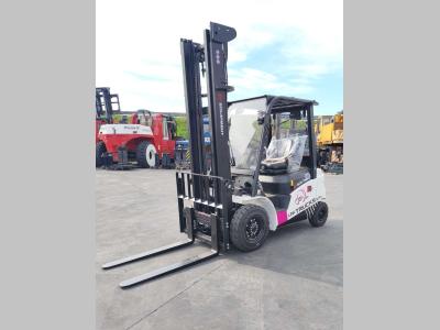 EP Equipment EFL253 in vendita da Uni.Trucks Srl
