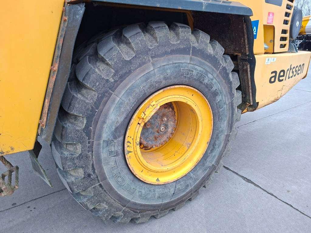 Komatsu HM 300-3 Foto 18