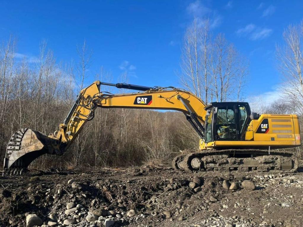 Caterpillar 330 Foto 1