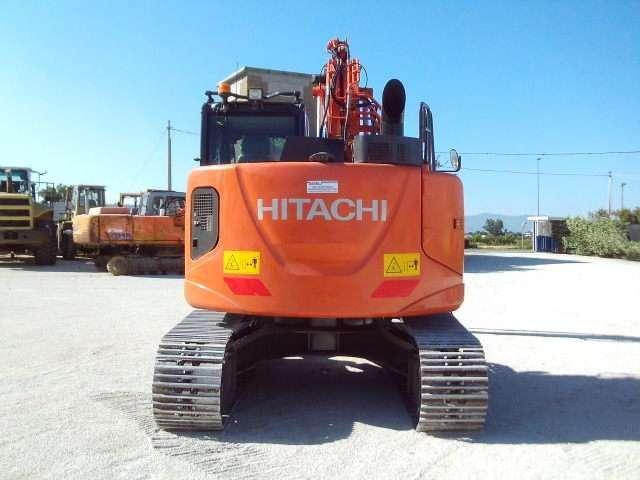 Hitachi ZX135US-6 Foto 6