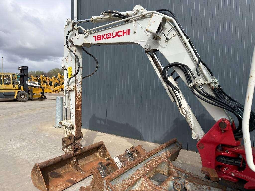 Takeuchi TB230 Foto 8