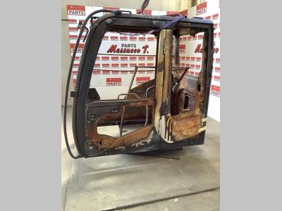 Cabina per Hitachi ZX350 in vendita da Massucco T. Srl Area Ricambi