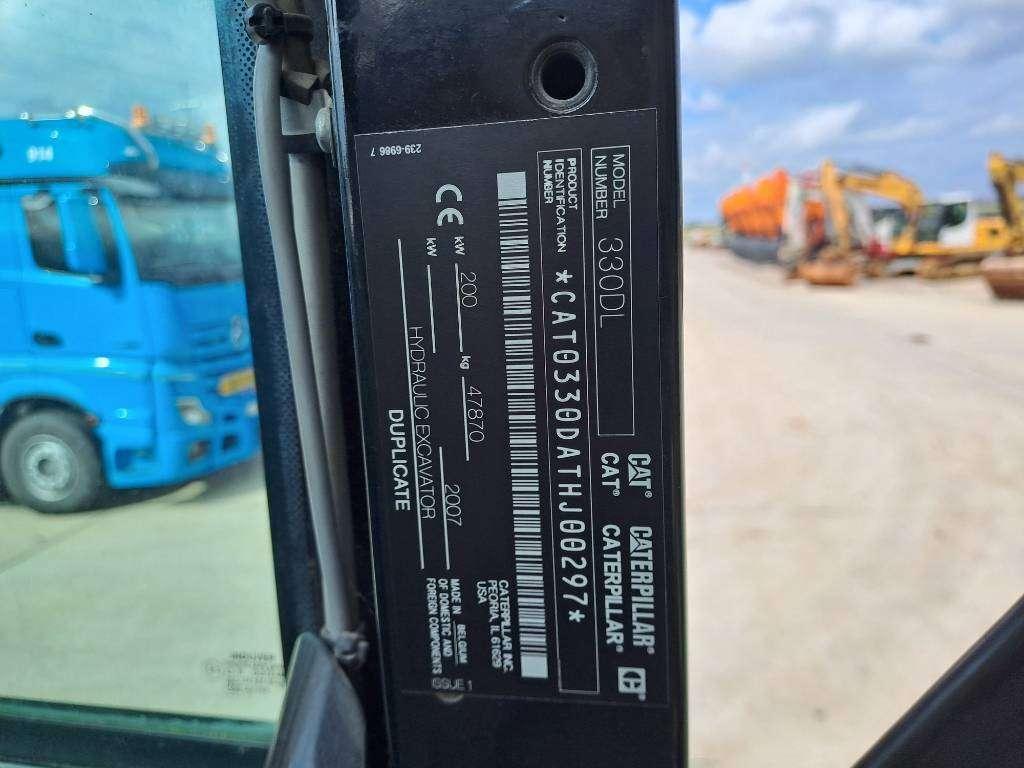 Caterpillar 330DL UHD Foto 12