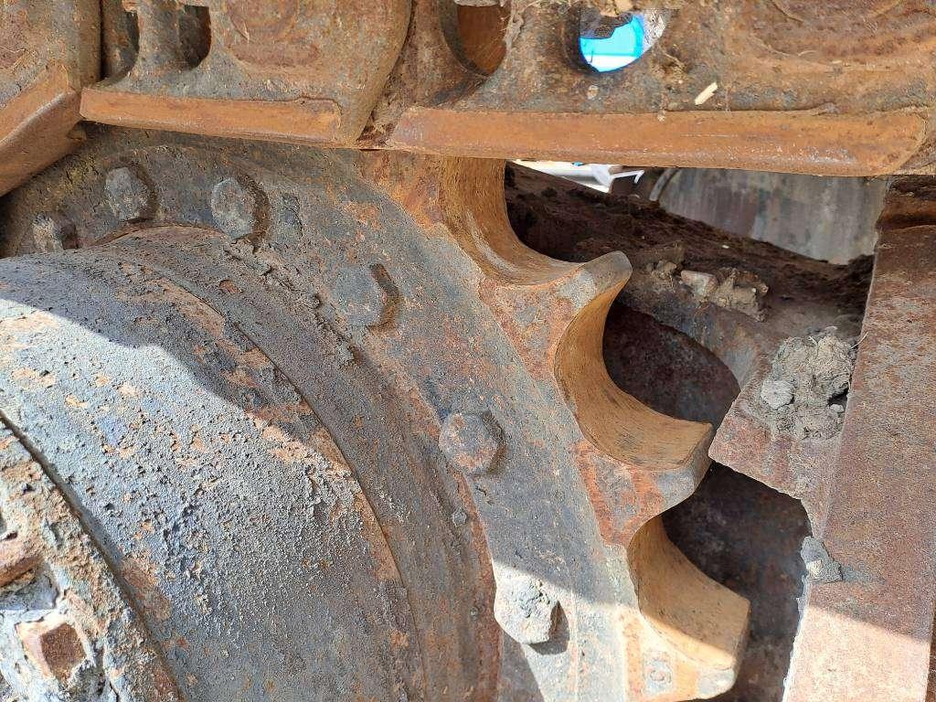 Caterpillar 330DL UHD Foto 15