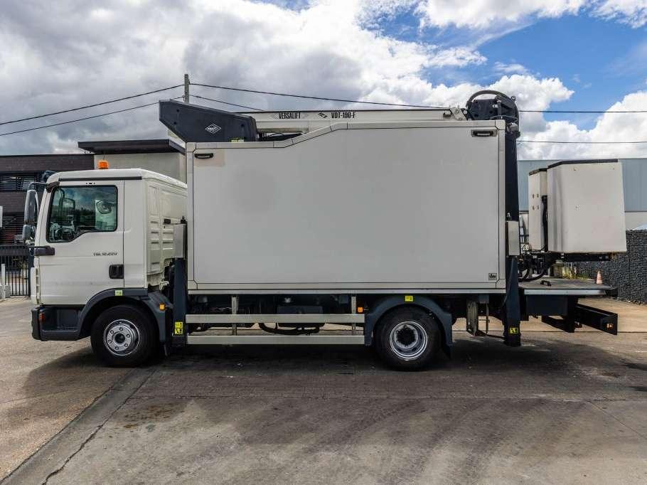 Man TGL 12.220 BL - VERSALIFT VDT 190F Foto 8