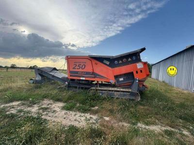 Arjes IMPAKTOR 250 EVO + crible embarqué in vendita da SODINEG France