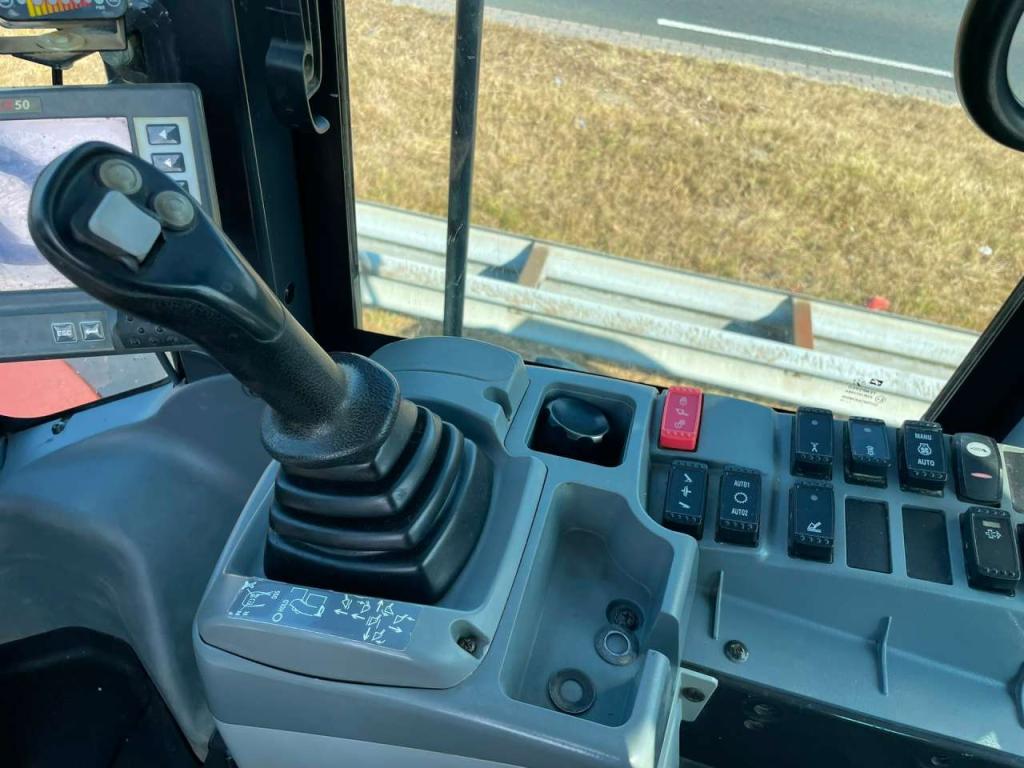 Hitachi ZW310-6 Foto 22