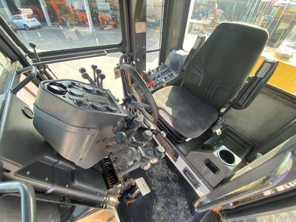 Volvo G740VHP Foto 8