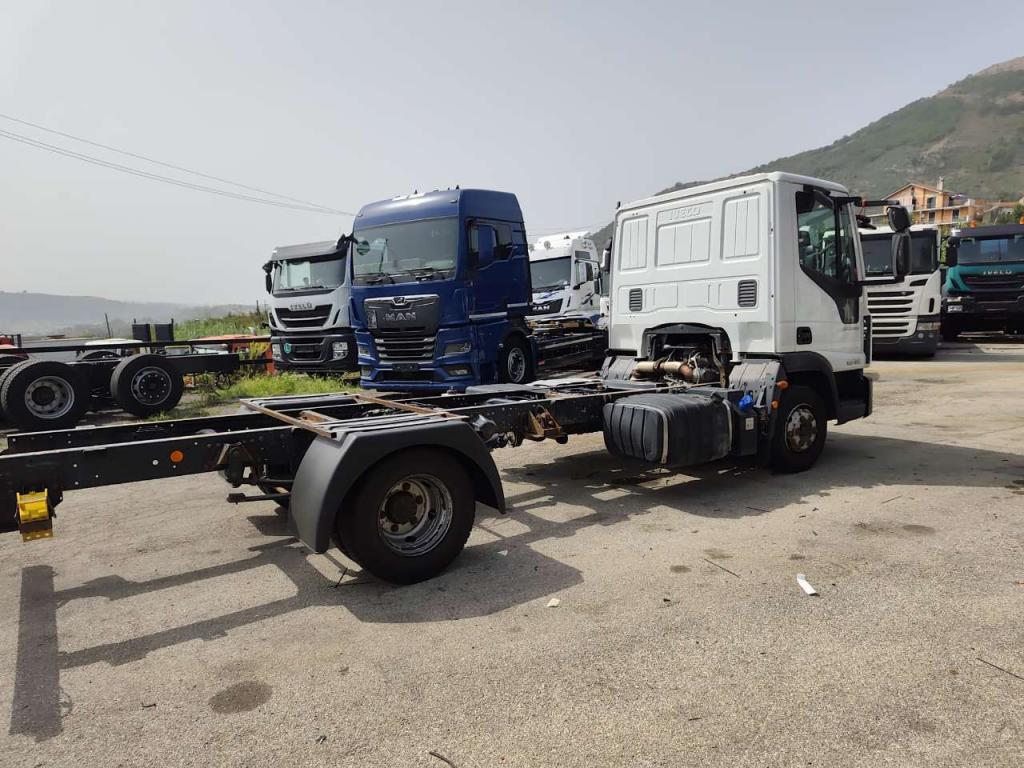 Iveco EUROCARGO 100E19 Foto 8