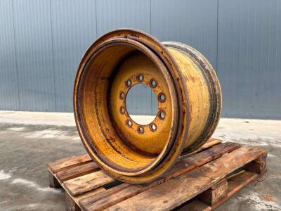 Pneumatico per Caterpillar 17.5R25 Rim for 140H / 140K / 140M / 160M / 160H in vendita da Smitma B.V.