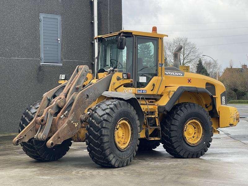 Volvo L 120 G Foto 1
