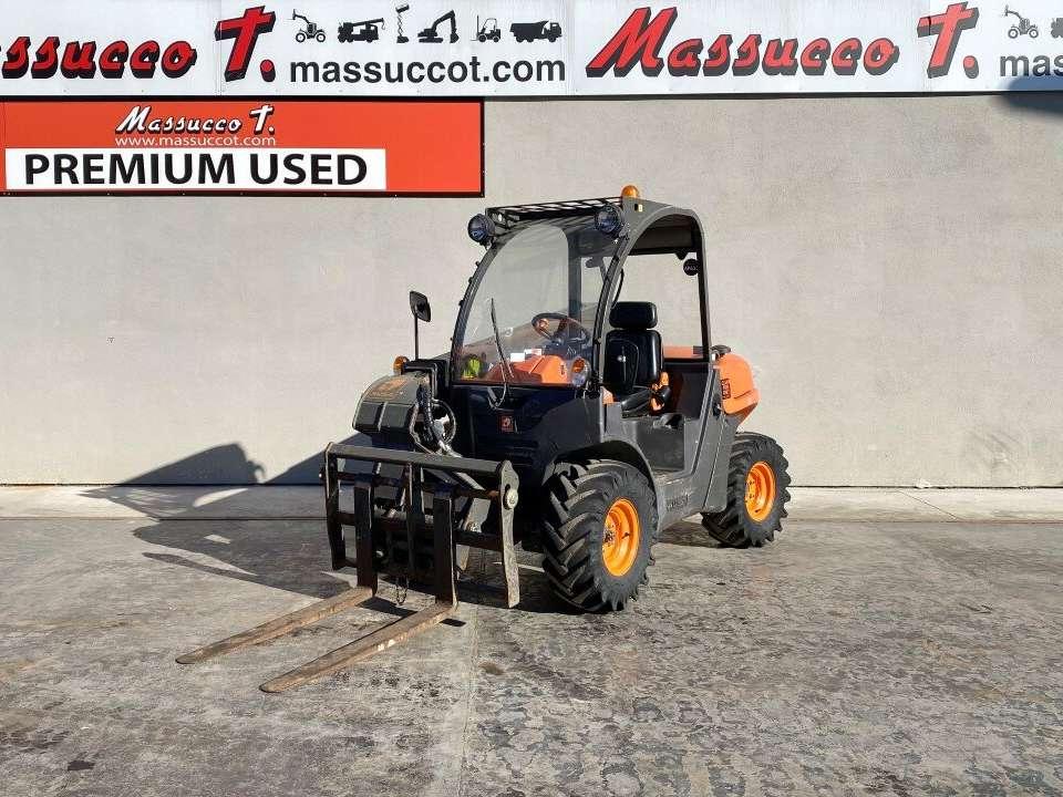 Ausa T144 Foto 1