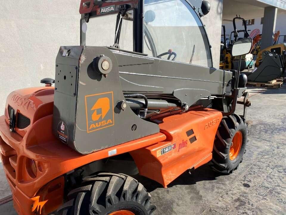 Ausa T144 Foto 10