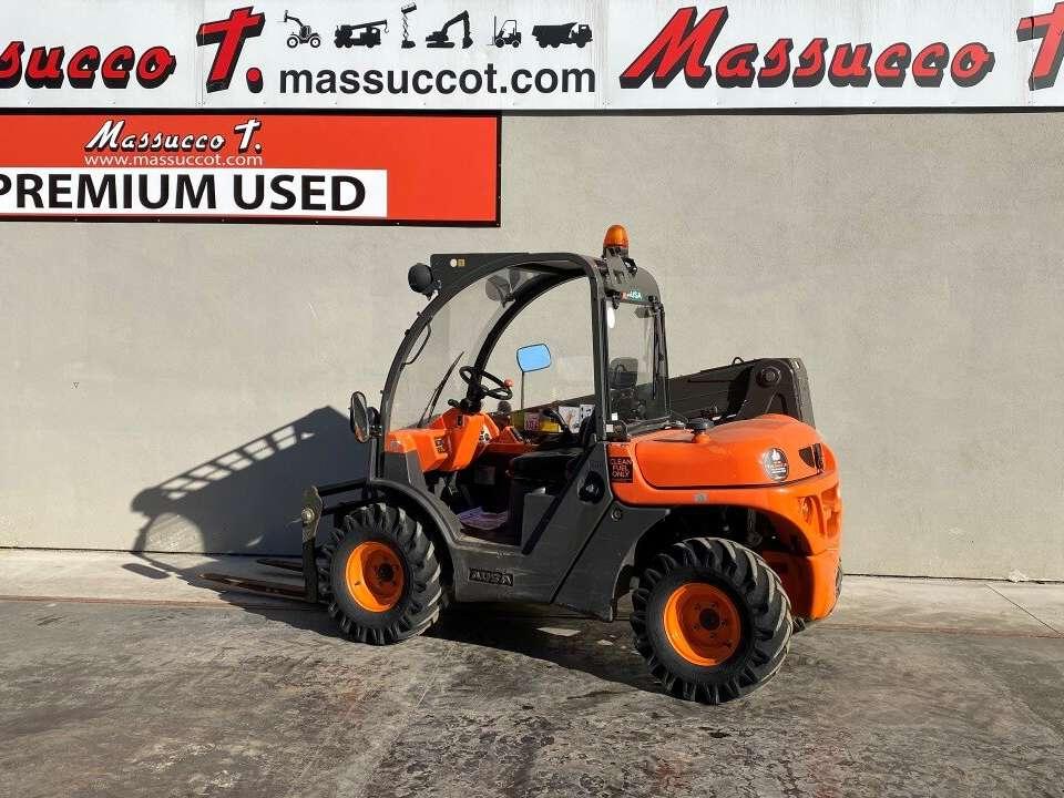Ausa T144 Foto 3