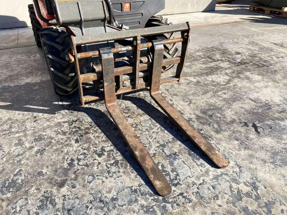 Ausa T144 Foto 4