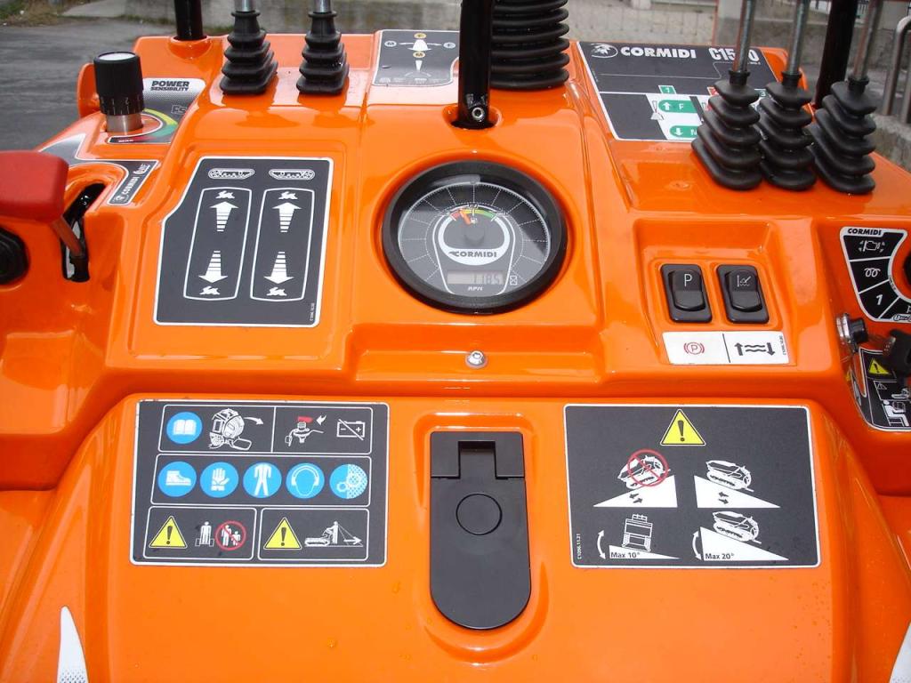 Cormidi C 1500 ACW DIESEL KUBOTA AUTOCARICANTE Foto 23