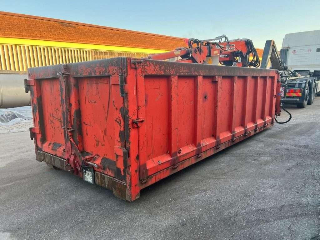 CONTAINER SCARRABILE USATO A CIELO APERTO CON GRU Foto 4