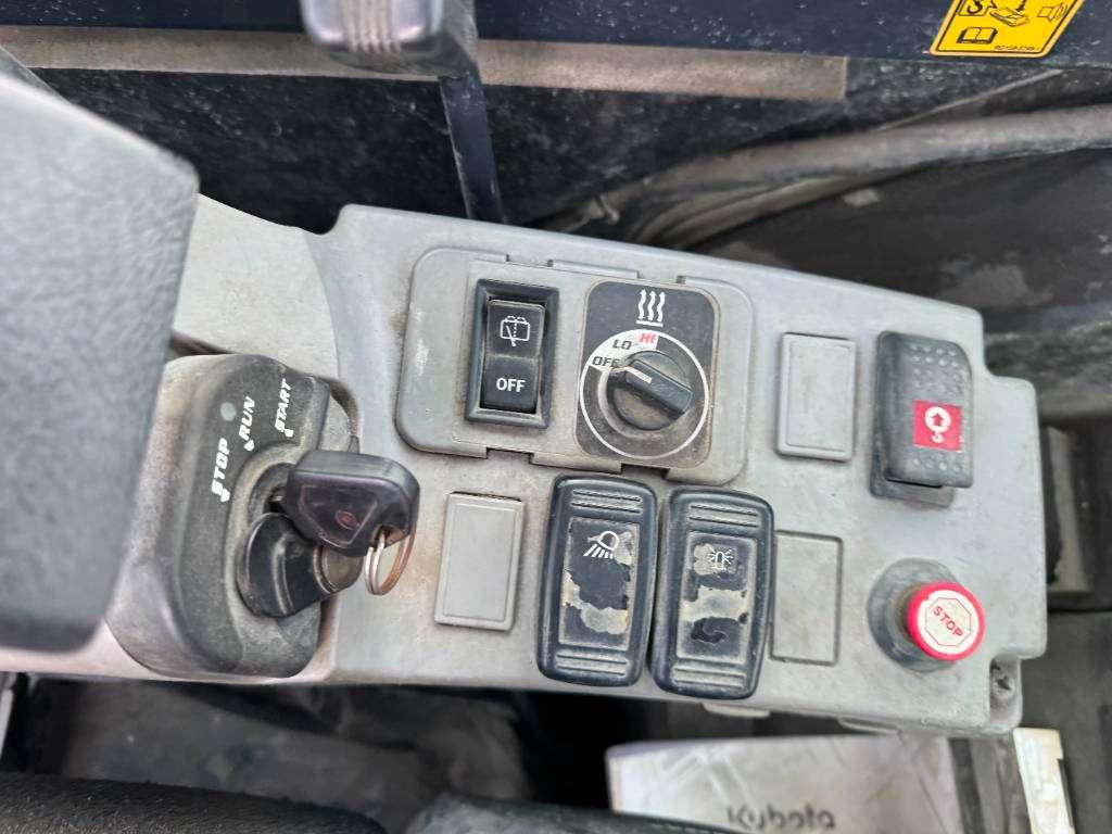 Kubota KX027-4 - Hammer Lines / Quick Coupler Foto 11