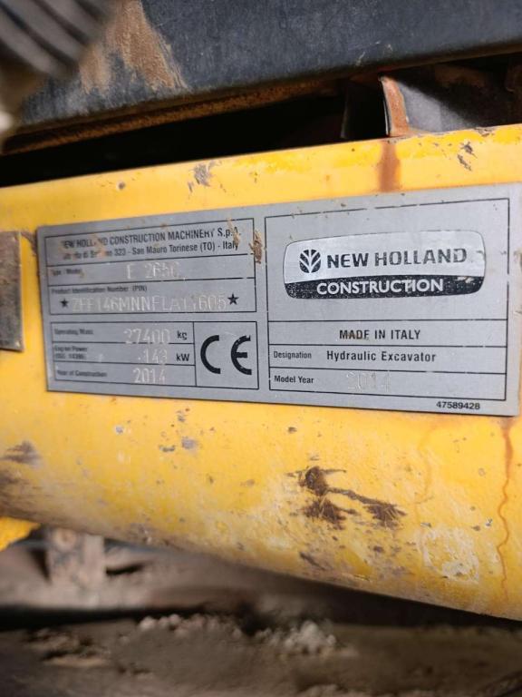 New Holland E265 Foto 2