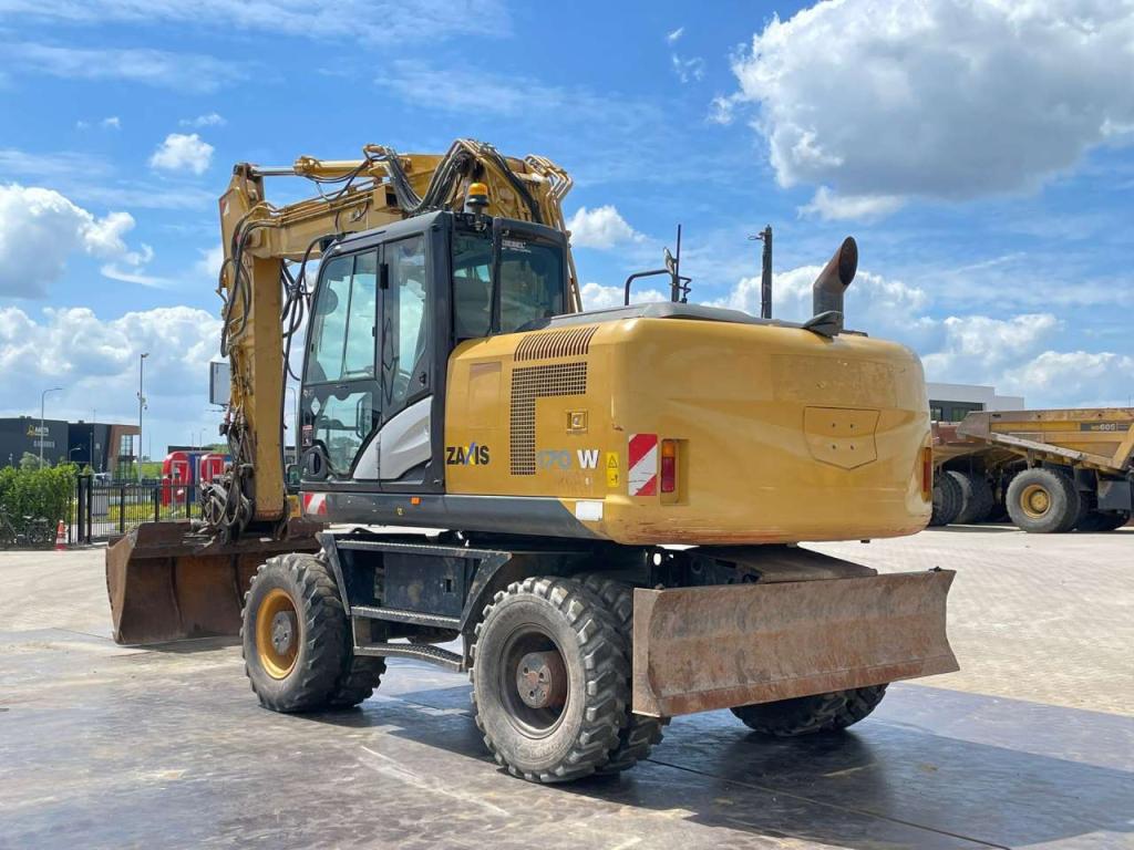 Hitachi ZX170W-5B Foto 3