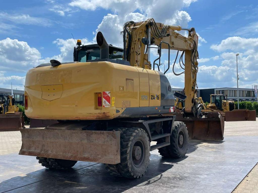 Hitachi ZX170W-5B Foto 5