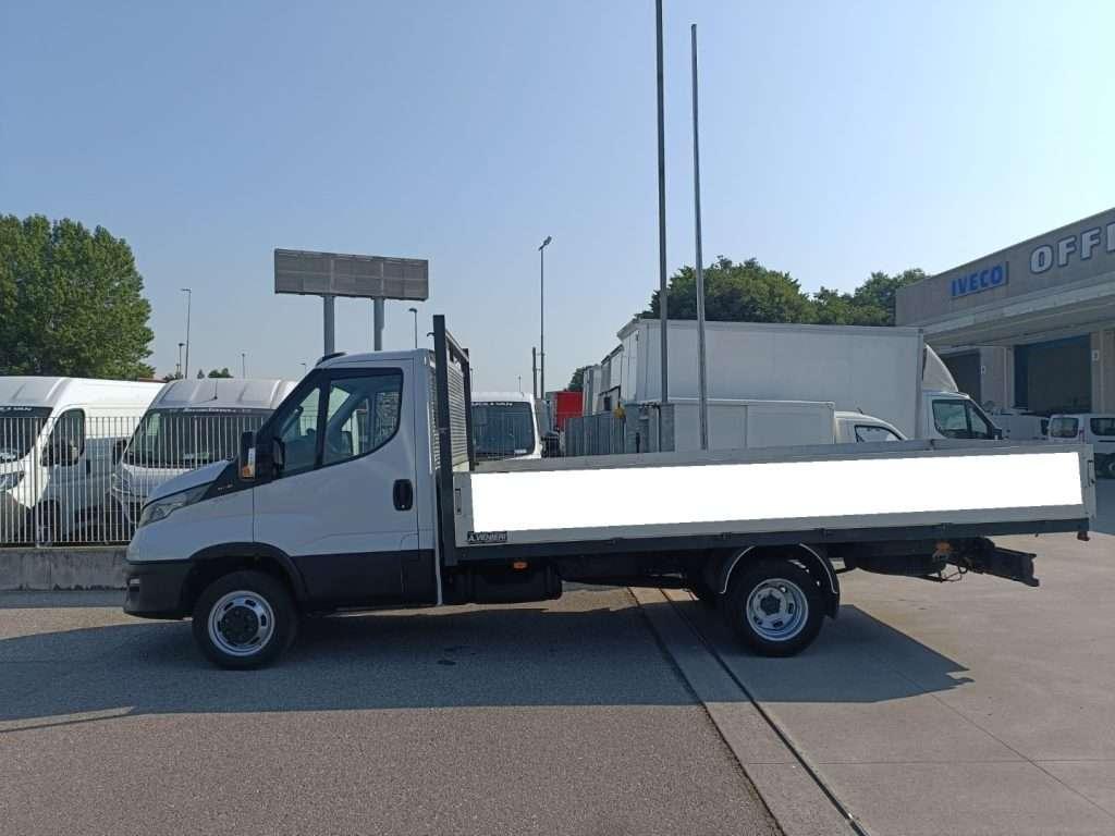 Iveco DAILY  35C16 CASSONE FISSO L4500 3.0 CC Foto 2