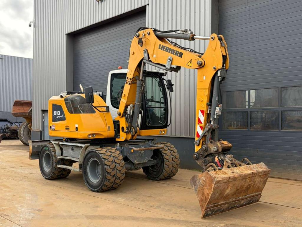 Liebherr 910 Compact Foto 10