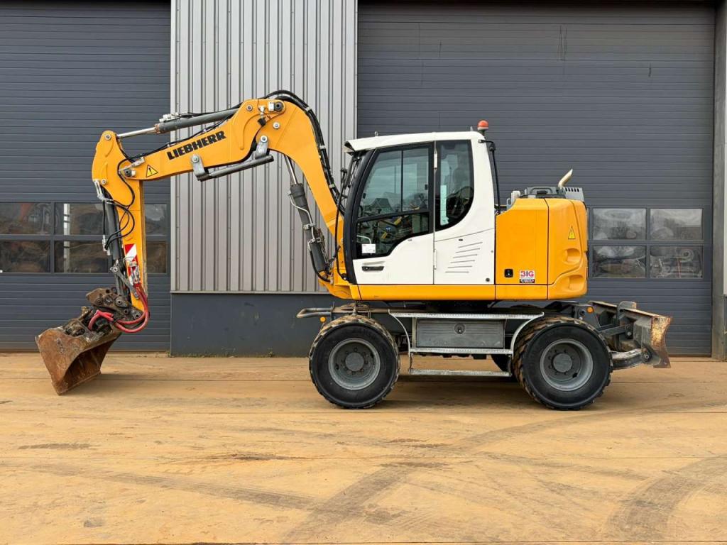 Liebherr 910 Compact Foto 4