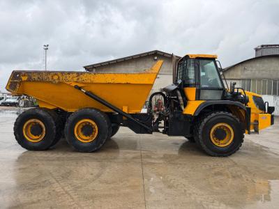 JCB ADT722