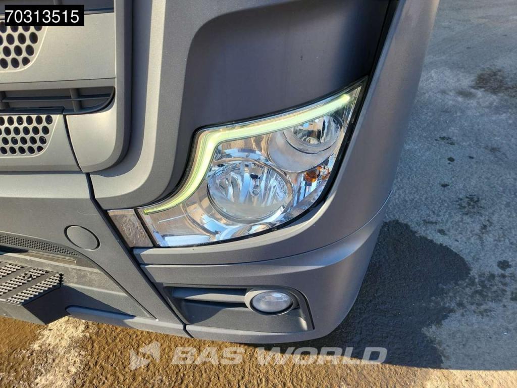 Mercedes-Benz Actros 1845 4X2 Bigspace Lowdeck Mirrorcam 2x Tank Foto 12